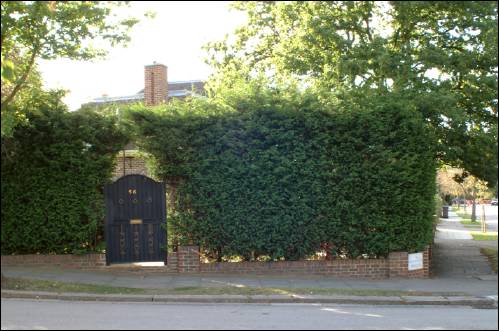 56 Winnington Road a